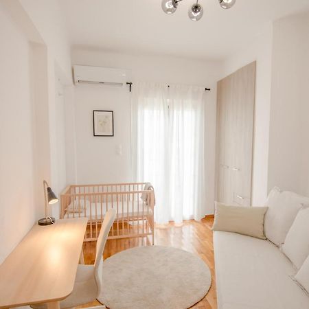 In The Shadow Of Acropolis - Spacious & Lovely Apt Атина Екстериор снимка