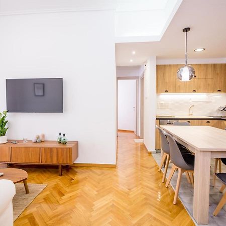 In The Shadow Of Acropolis - Spacious & Lovely Apt Атина Екстериор снимка