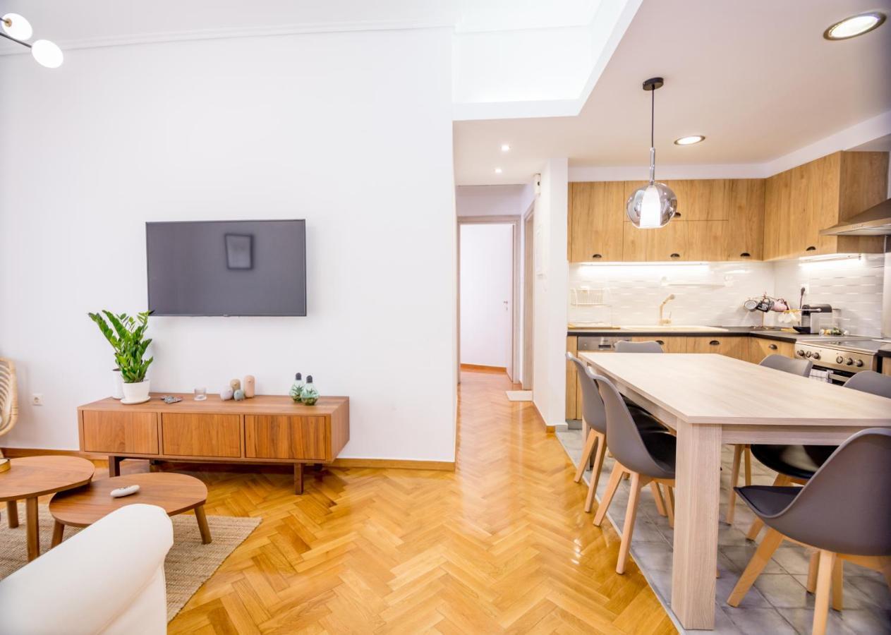 In The Shadow Of Acropolis - Spacious & Lovely Apt Атина Екстериор снимка