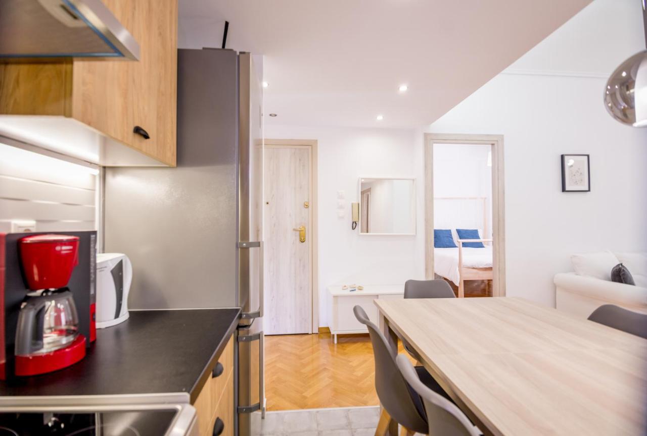 In The Shadow Of Acropolis - Spacious & Lovely Apt Атина Екстериор снимка