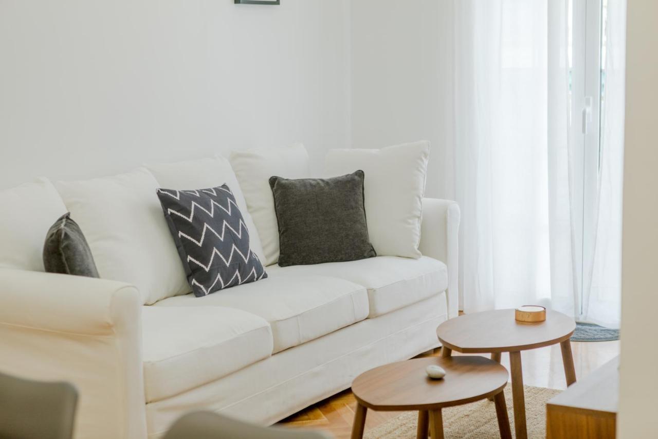 In The Shadow Of Acropolis - Spacious & Lovely Apt Атина Екстериор снимка